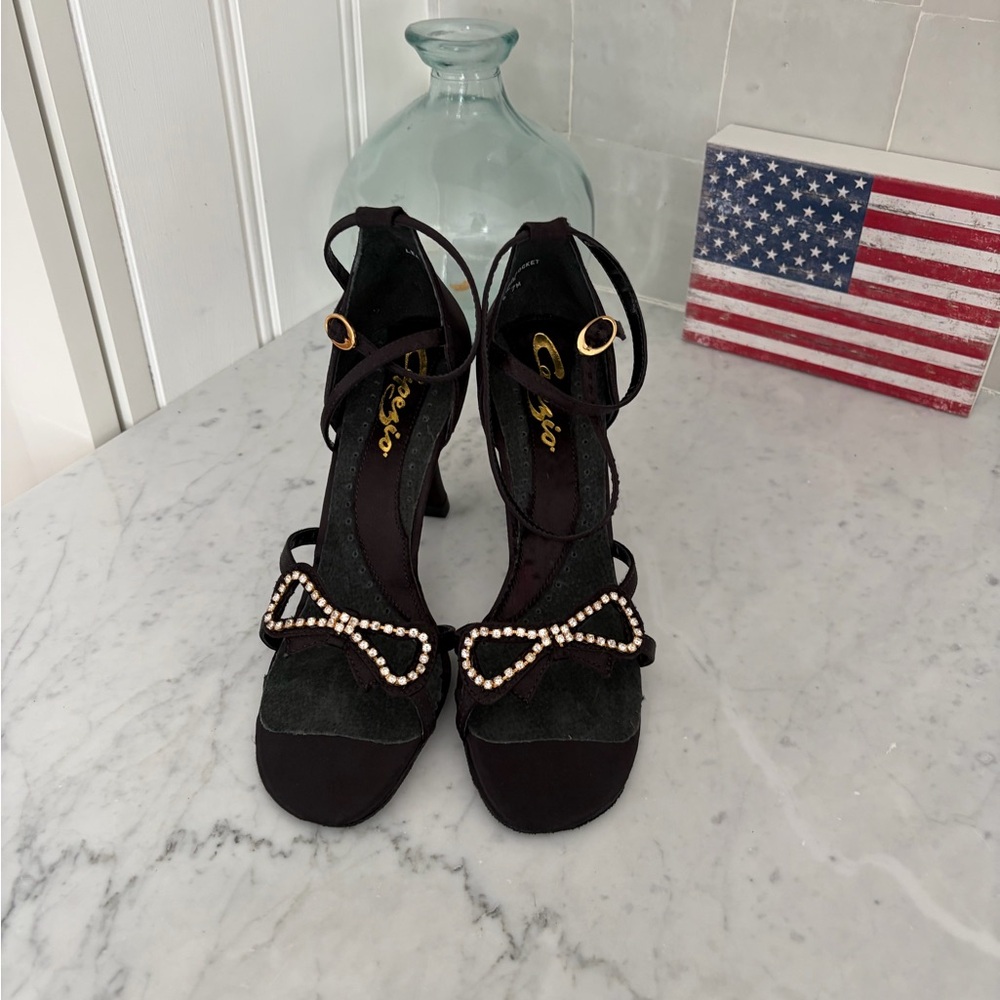 Capezio NWT Peau De Soie Ballroom Shoes 🖤 Suede Sole